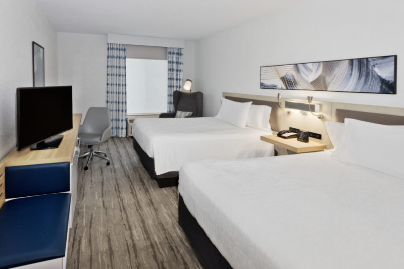 Queen/Queen Standard Room