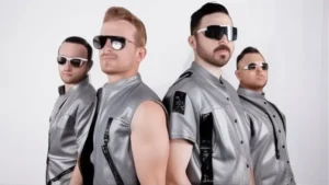 Fool House – The Millennium Tour